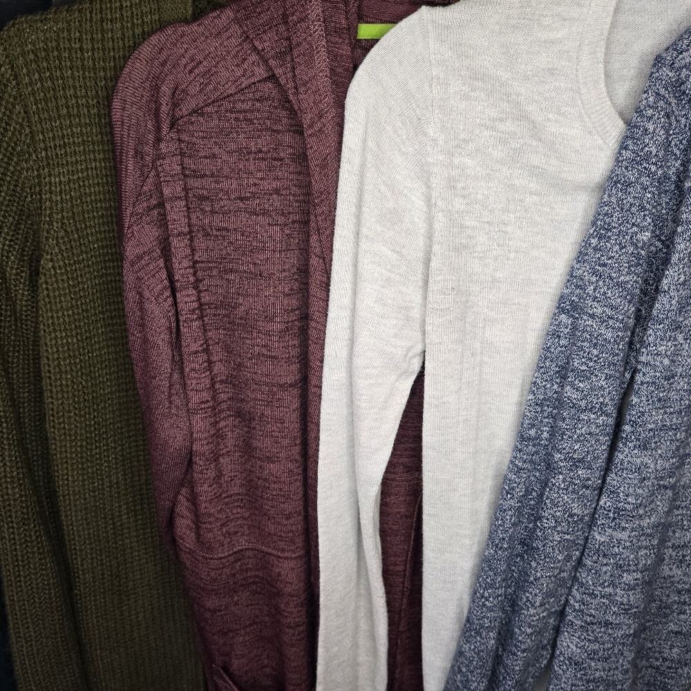 Sweater Lot - Picture 3 of 3